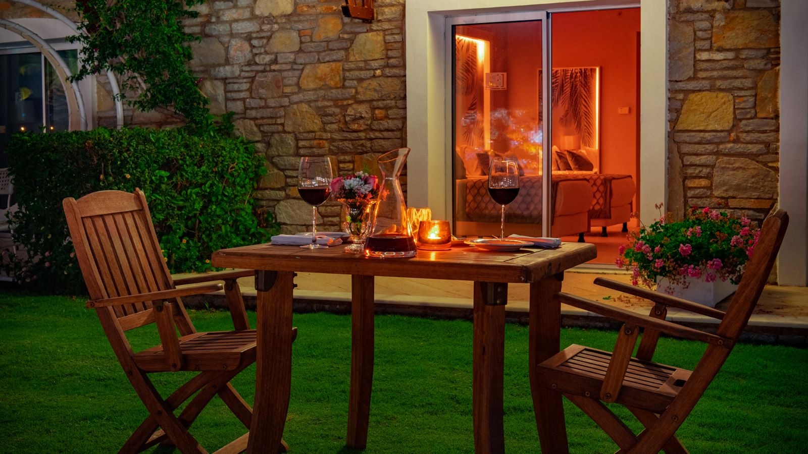 rooms-premium-room-garden-terrace