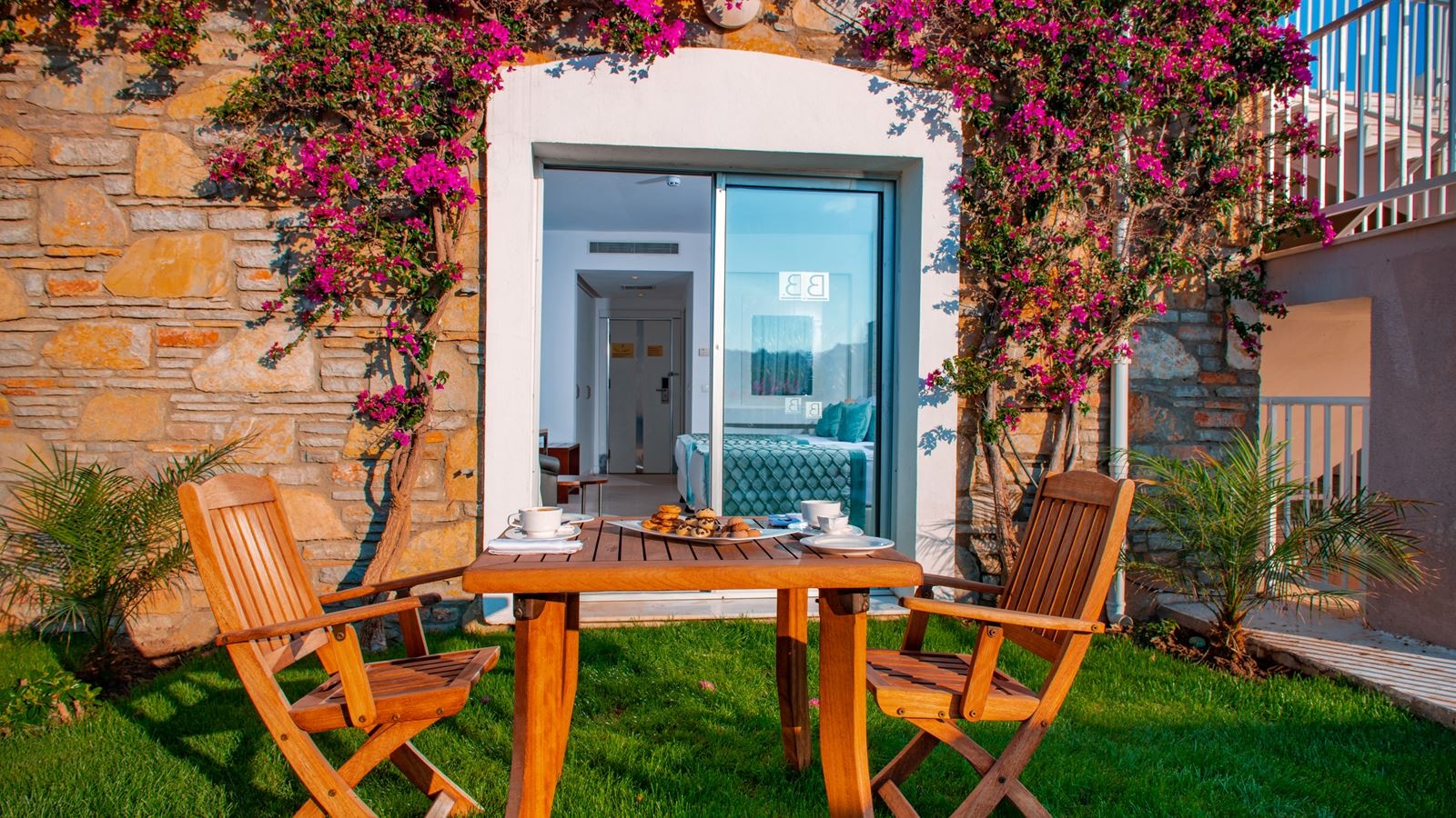 rooms-premium-quatro-room