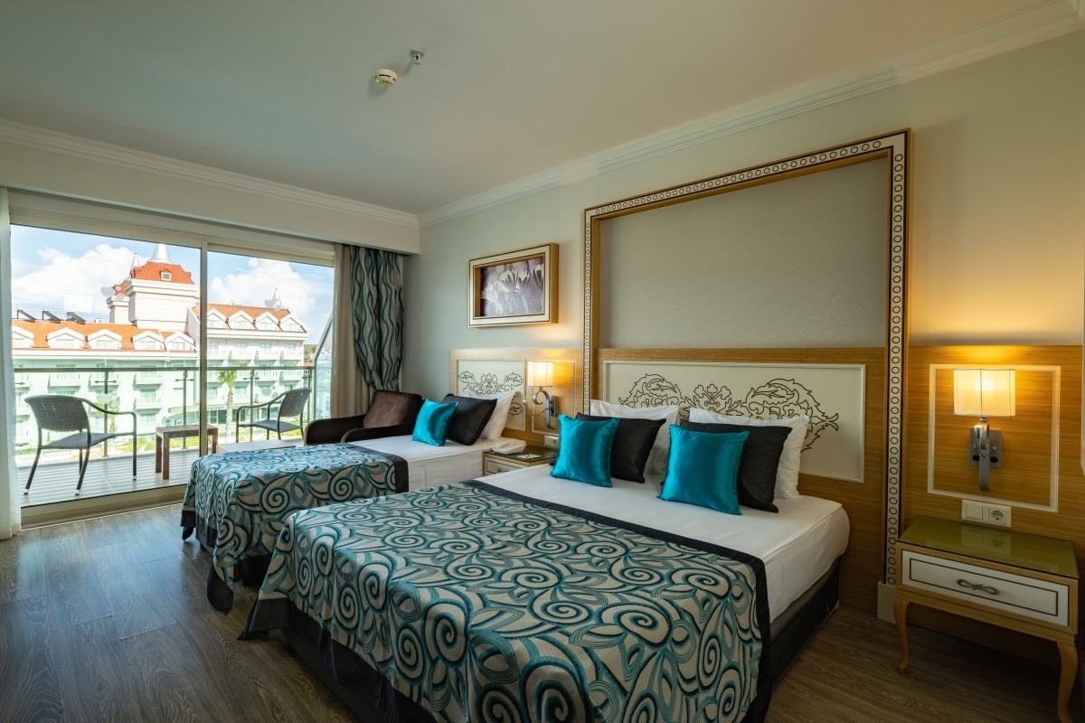 rooms-standard-room-land-view