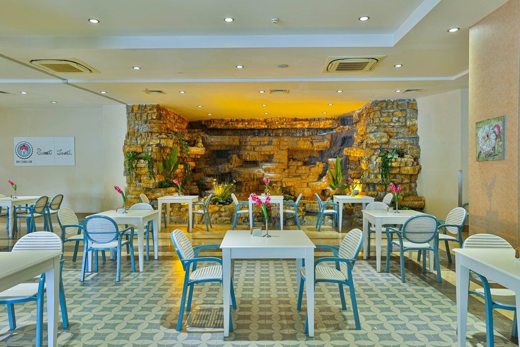 restaurants-waterworld-a-la-carte-snack-restaurant