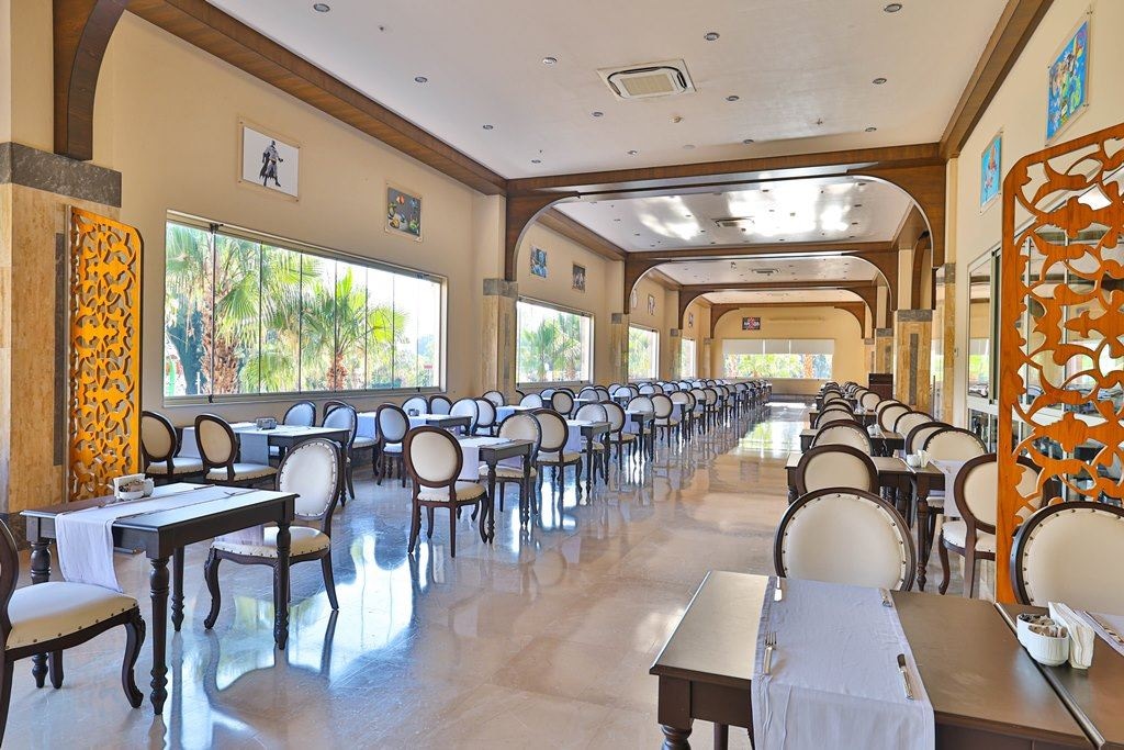 restaurants-sunset-main-restaurant