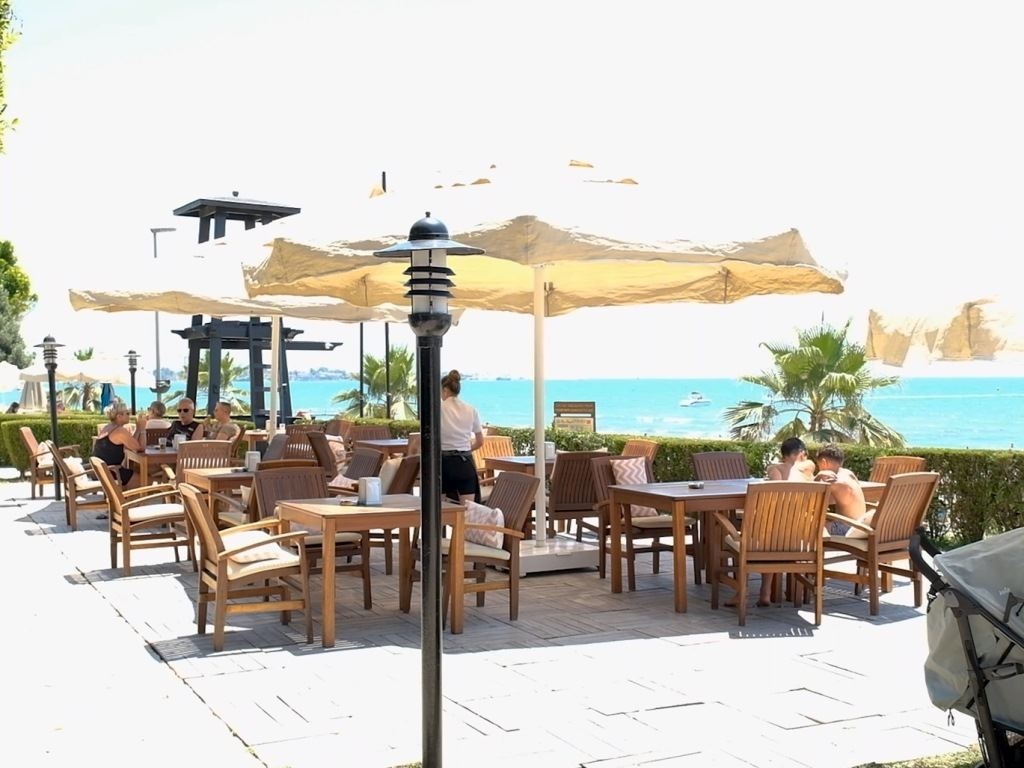 bars-beach-bar