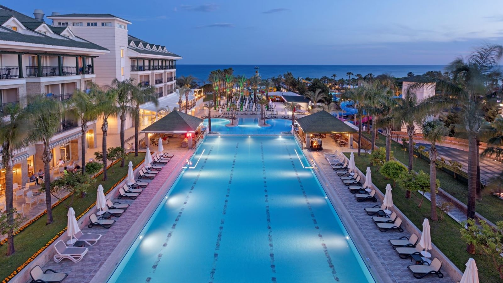 pools-outdoor--indoor-pool