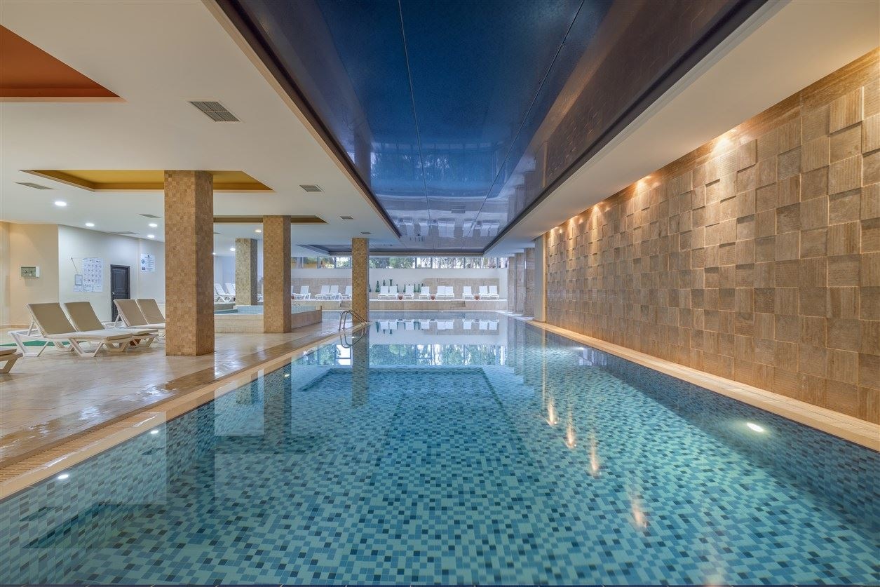 pools-indoor-pool
