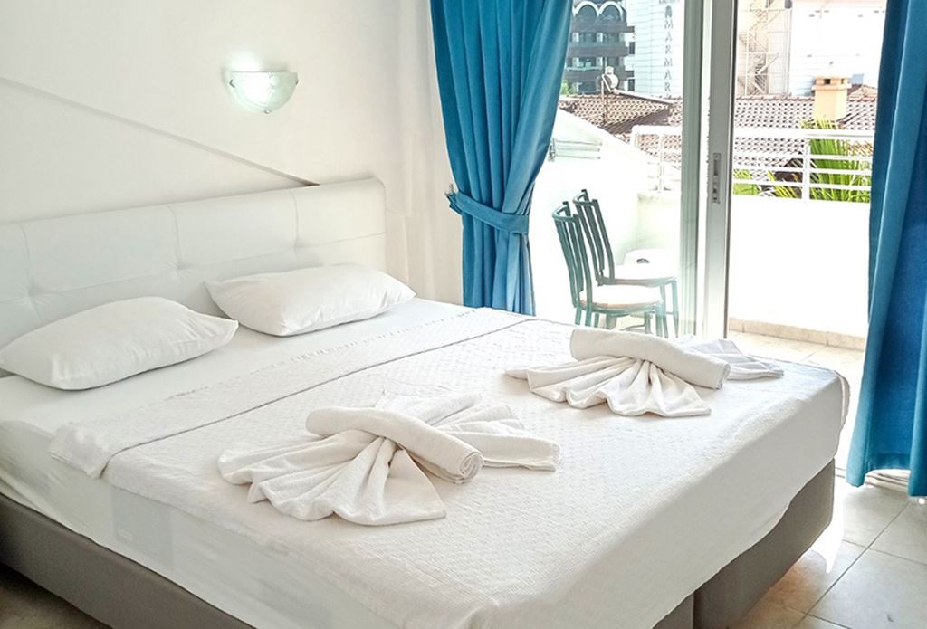 rooms-family-room-two-bedrooms