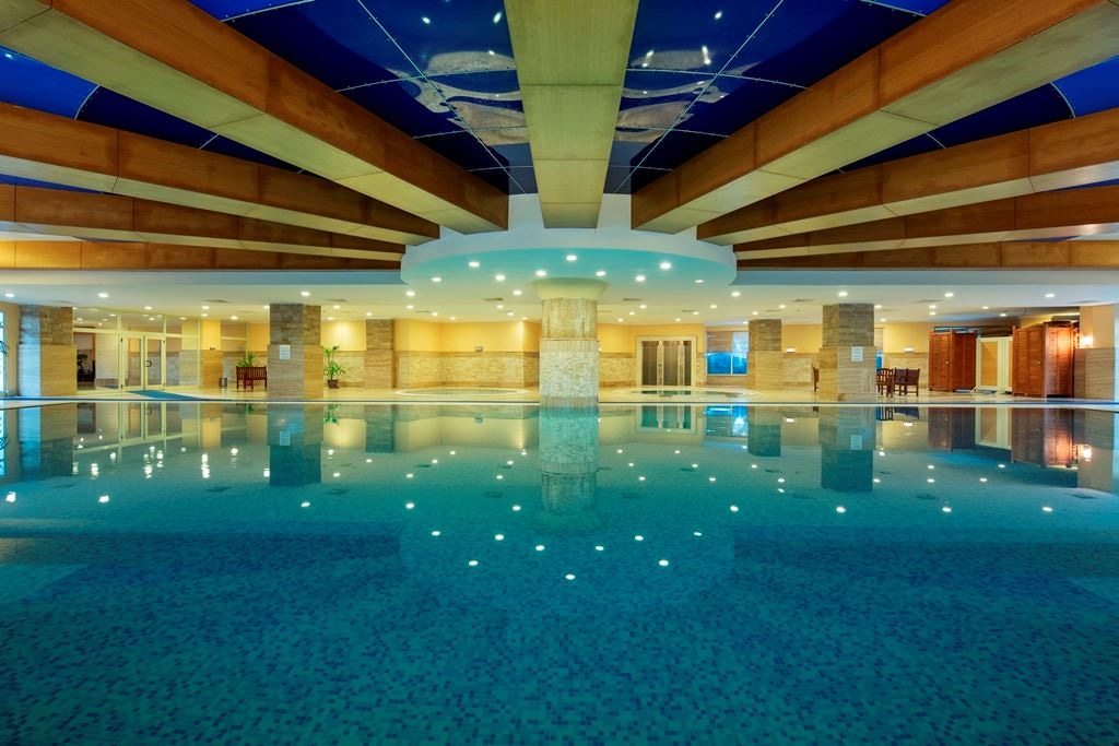pools-indoor-pool