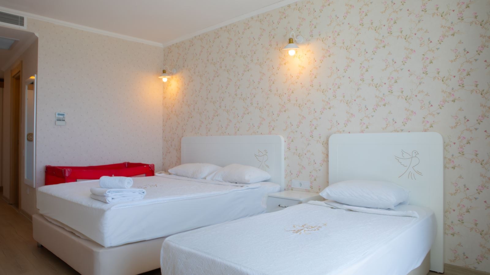 rooms-standard-room-land-view