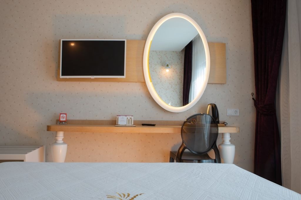 rooms-economy-room