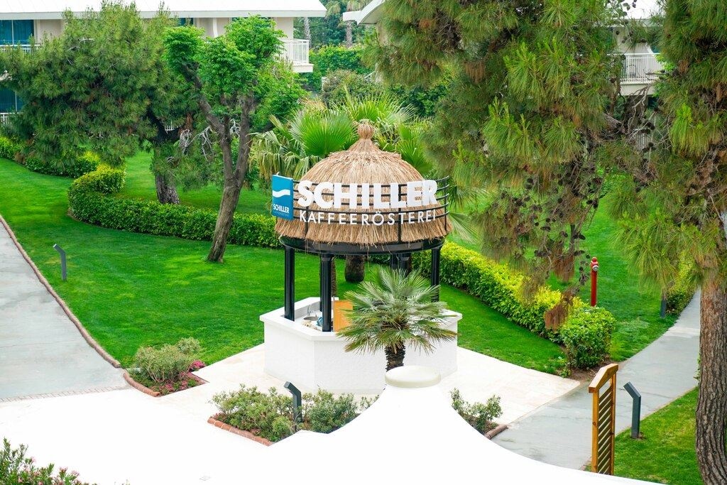 bars-solaris-pool-bar