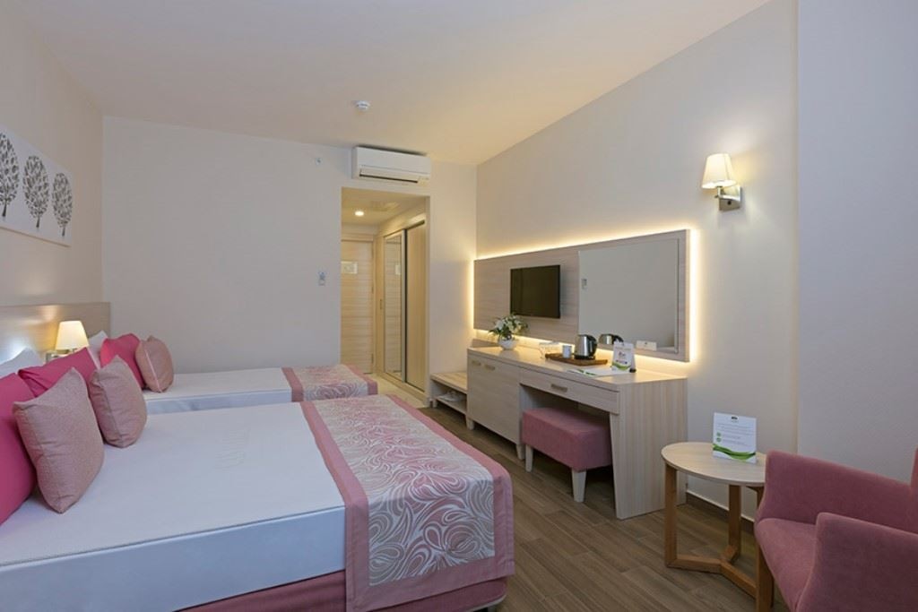 rooms-standard-room-with-balcony