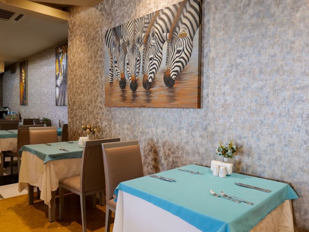 restaurants-dragon-main-restaurant