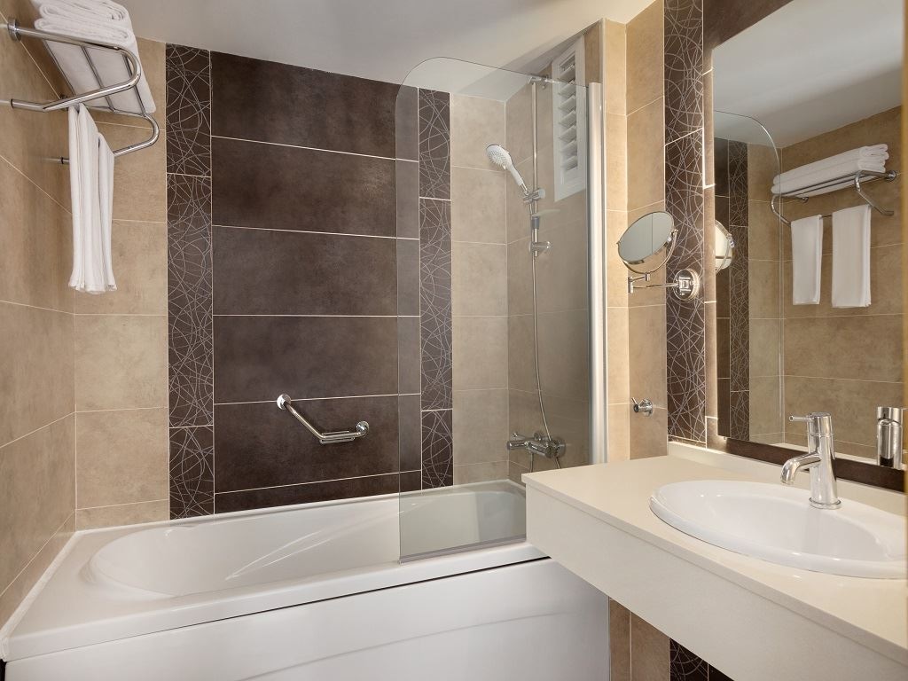 rooms-club-room-sea-view-single-room