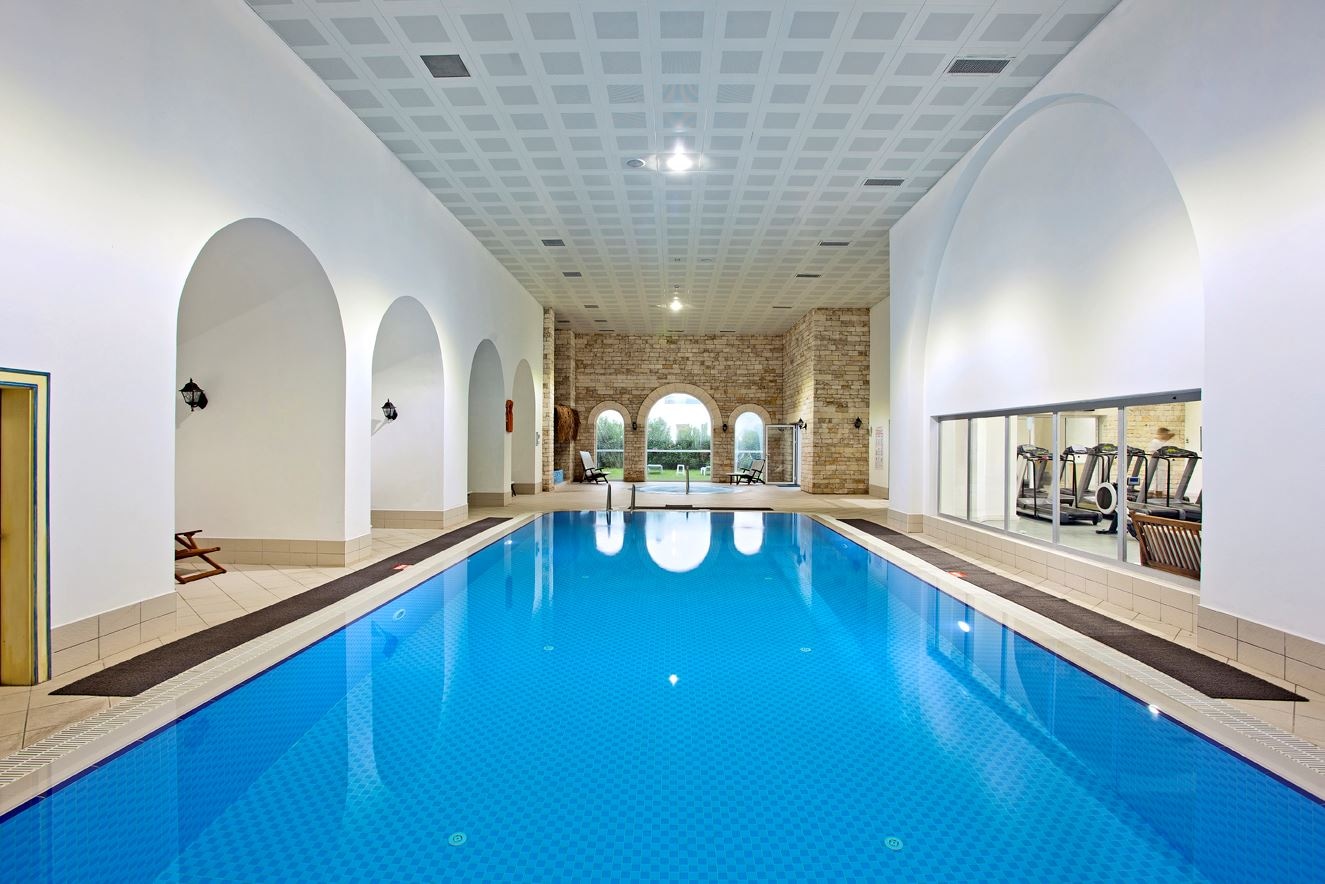 pools-indoor-pool
