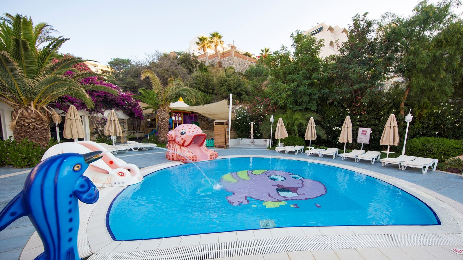 pools-outdoor-childrens-pool