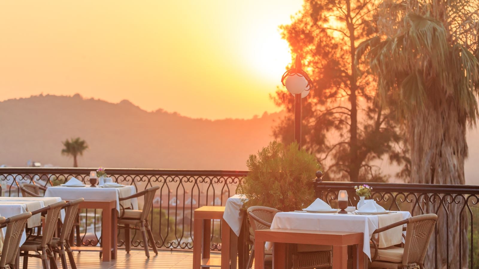 restaurants-sunset-a-la-carte-restaurant