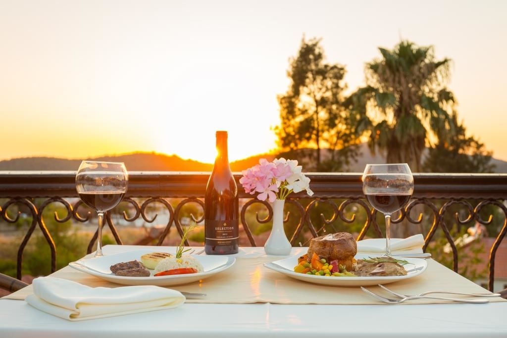 restaurants-sunset-a-la-carte-restaurant