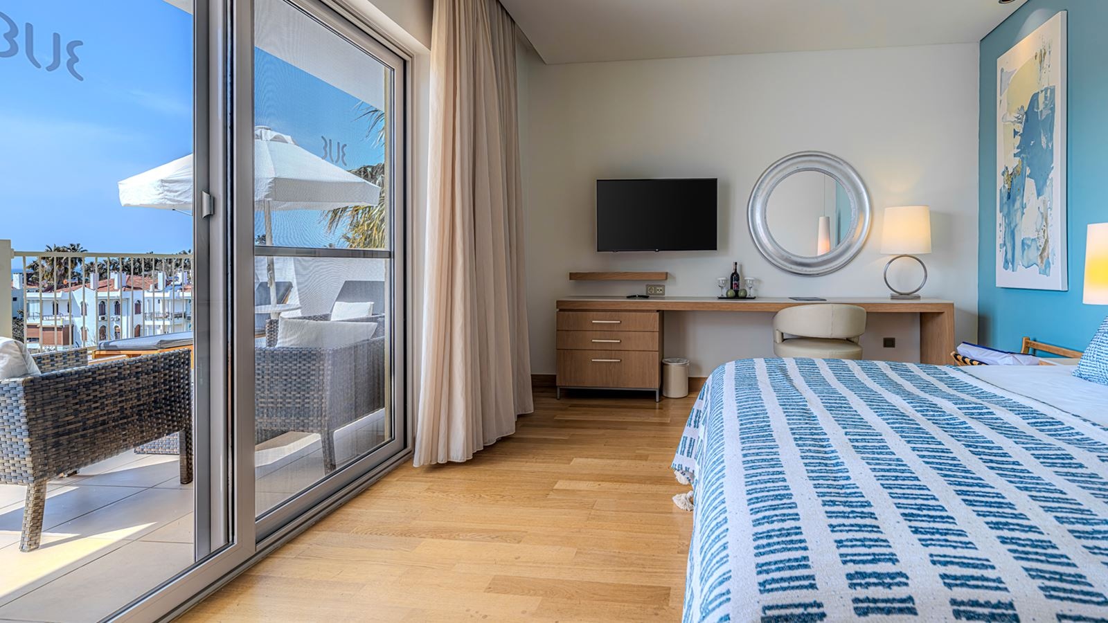 rooms-jacuzzi-junior-suite