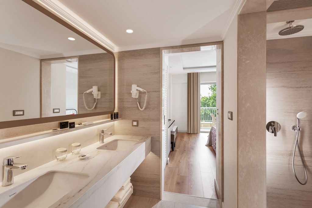 rooms-deluxe-family-suite