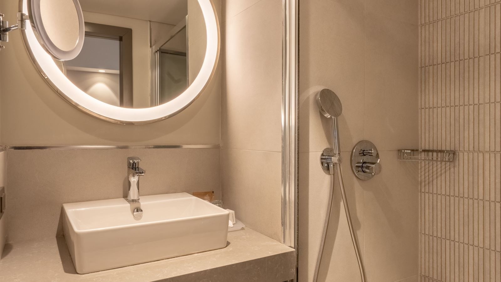 rooms-comfort-family-suite