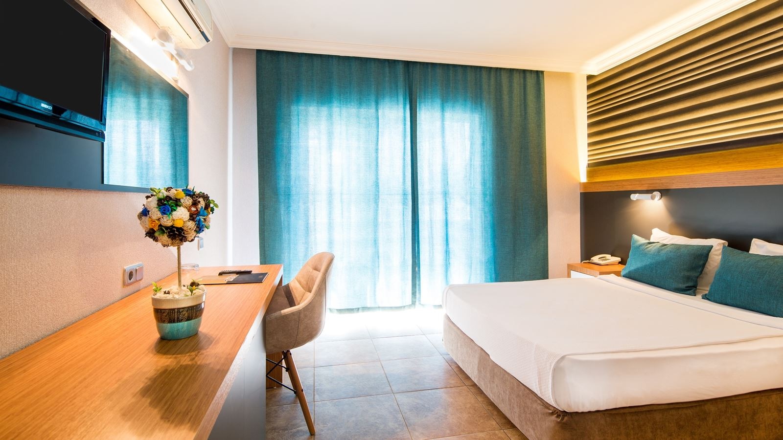 rooms-standard-room-1