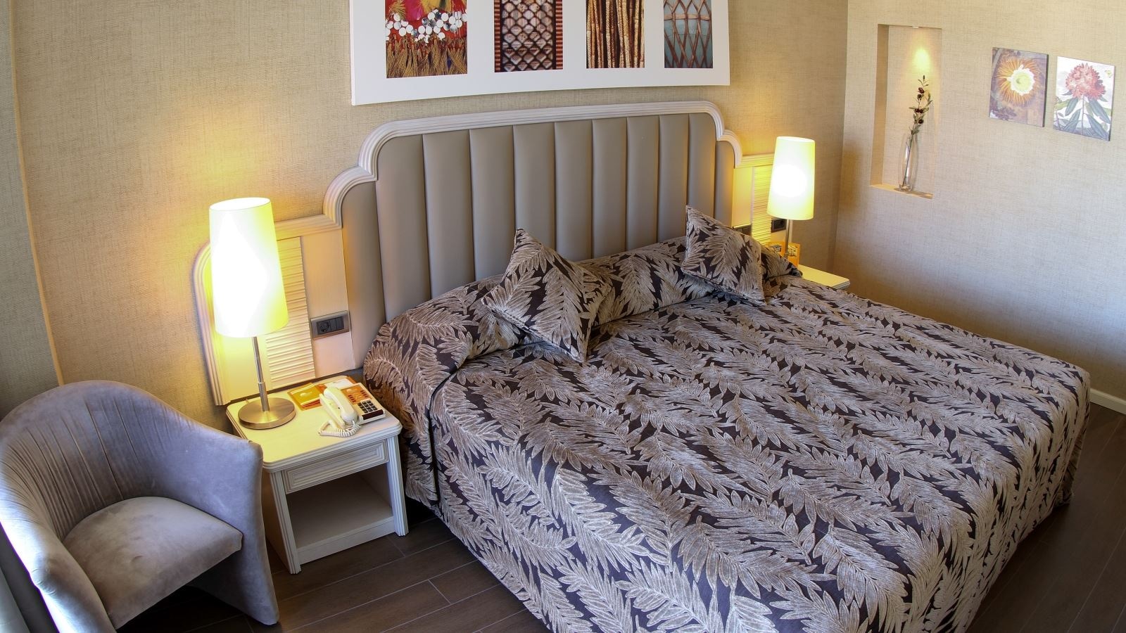 rooms-standart-room-side-sea-view-room-with-balcony