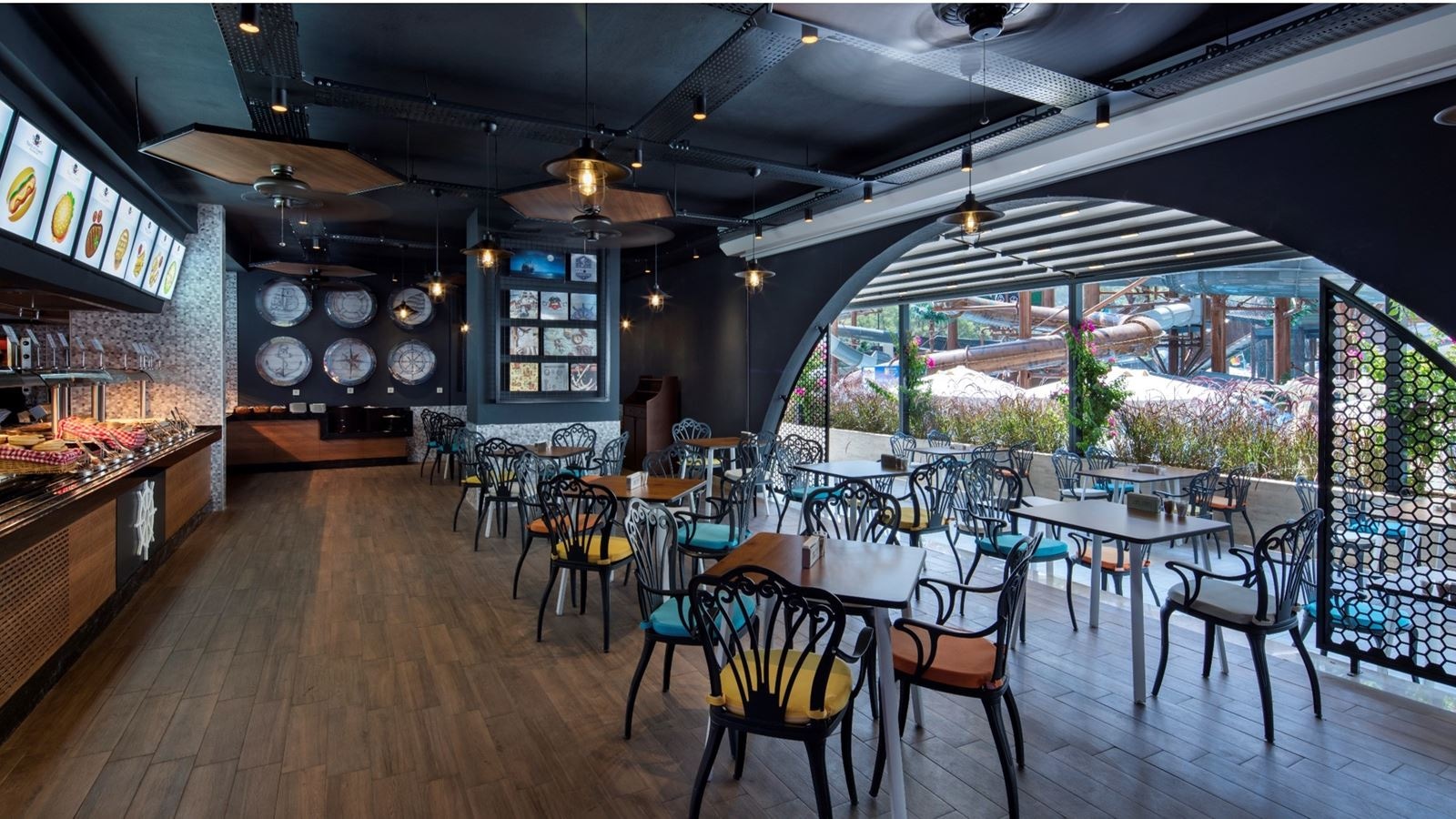 restaurants-the-hook-aqua-bistro