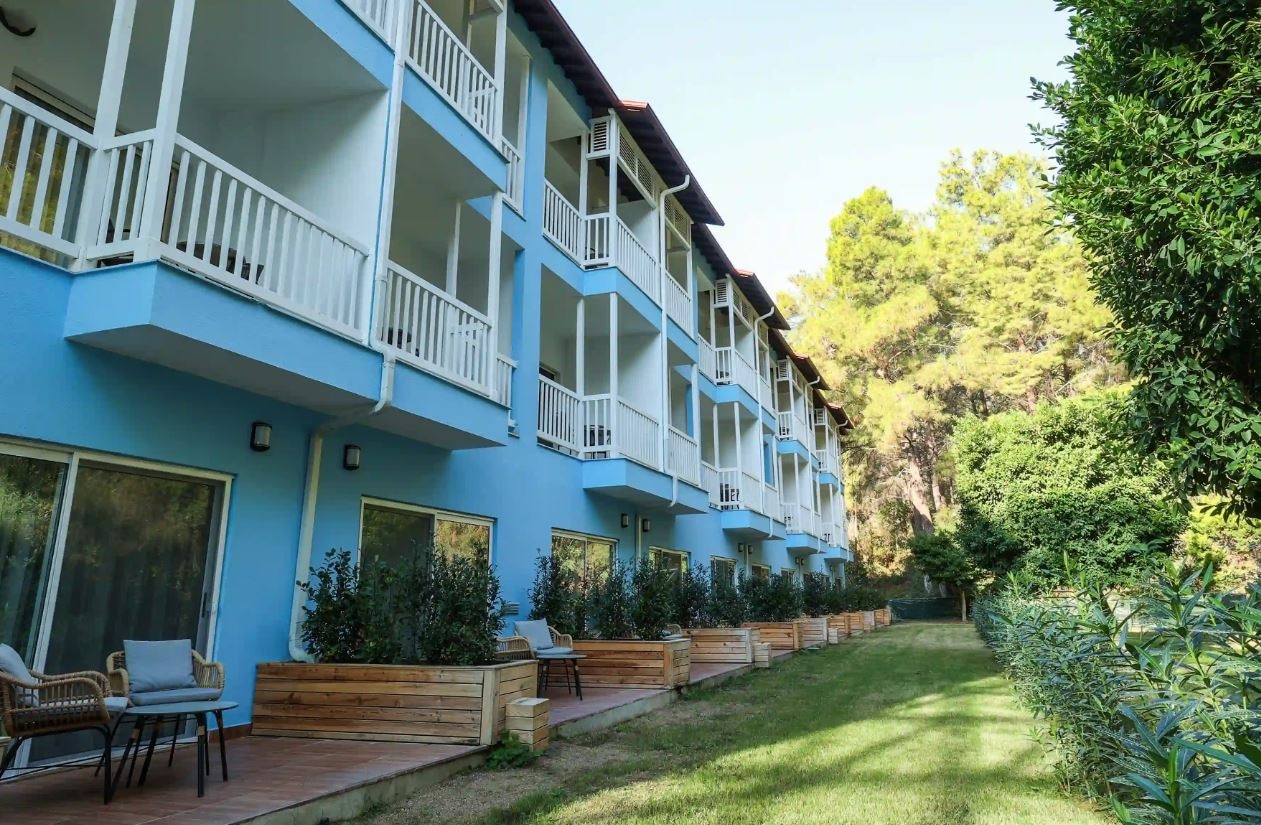 rooms-club-family-suite-forest-view