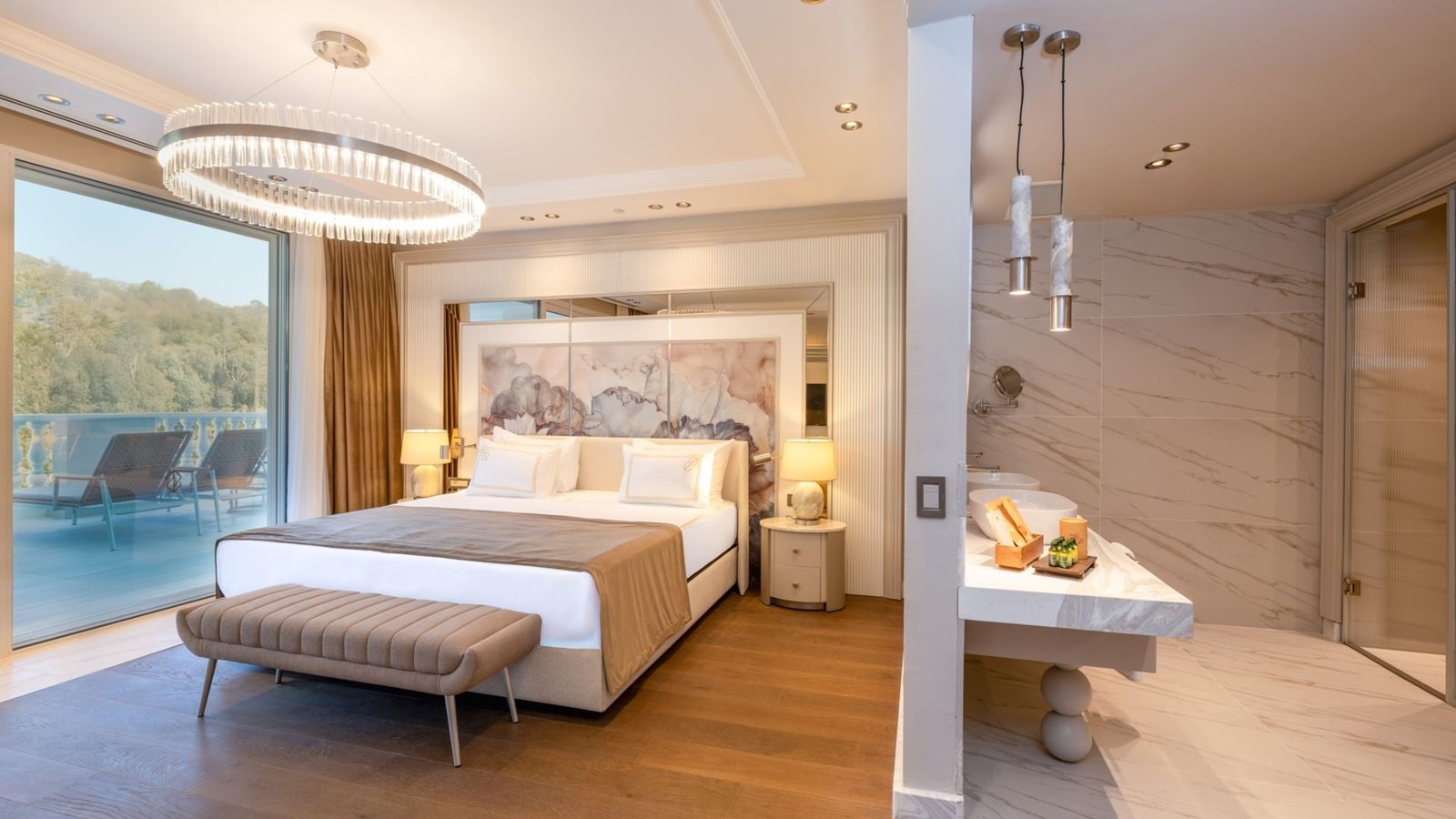 rooms-mare-signature-suite-land-view