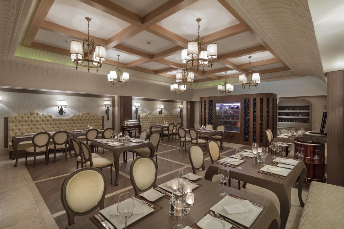 restaurants-welldone-steakhouse