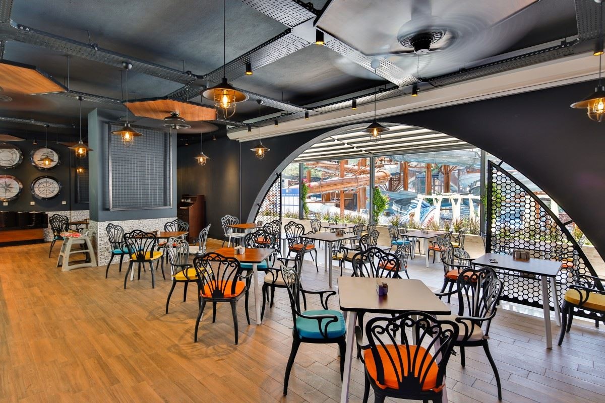 restaurants-the-hook-aqua-bistro