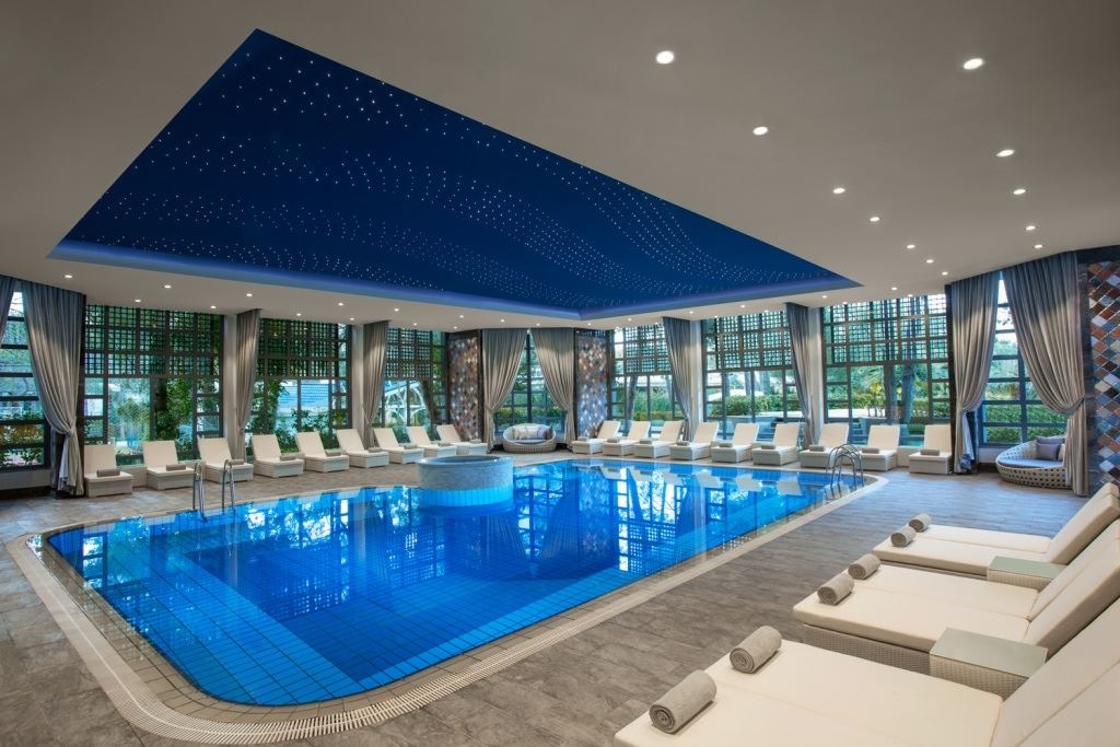 pools-indoor-pool