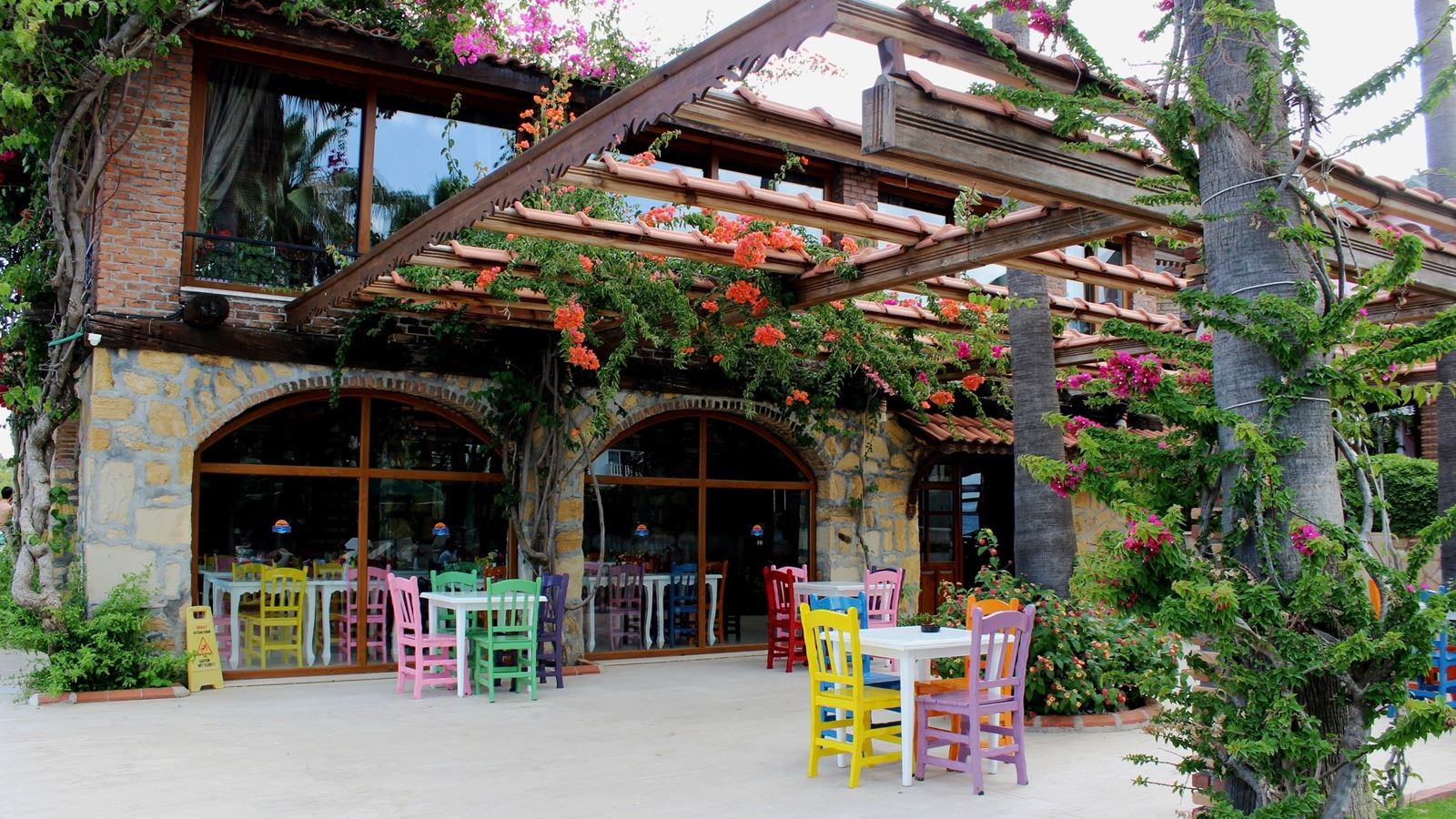 restaurants-snack-bar