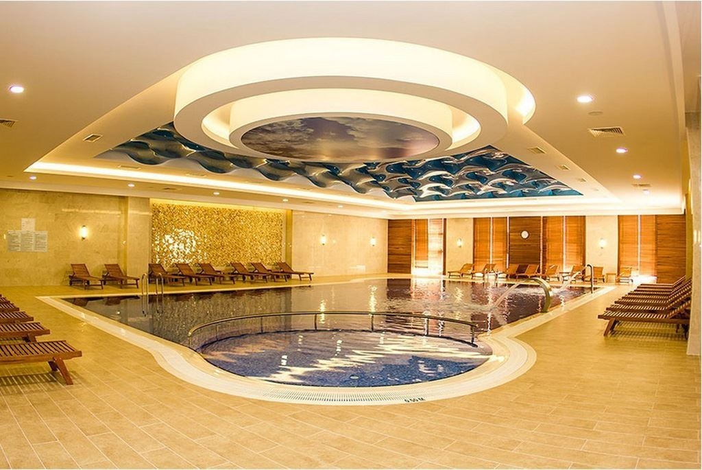 pools-indoor-pool