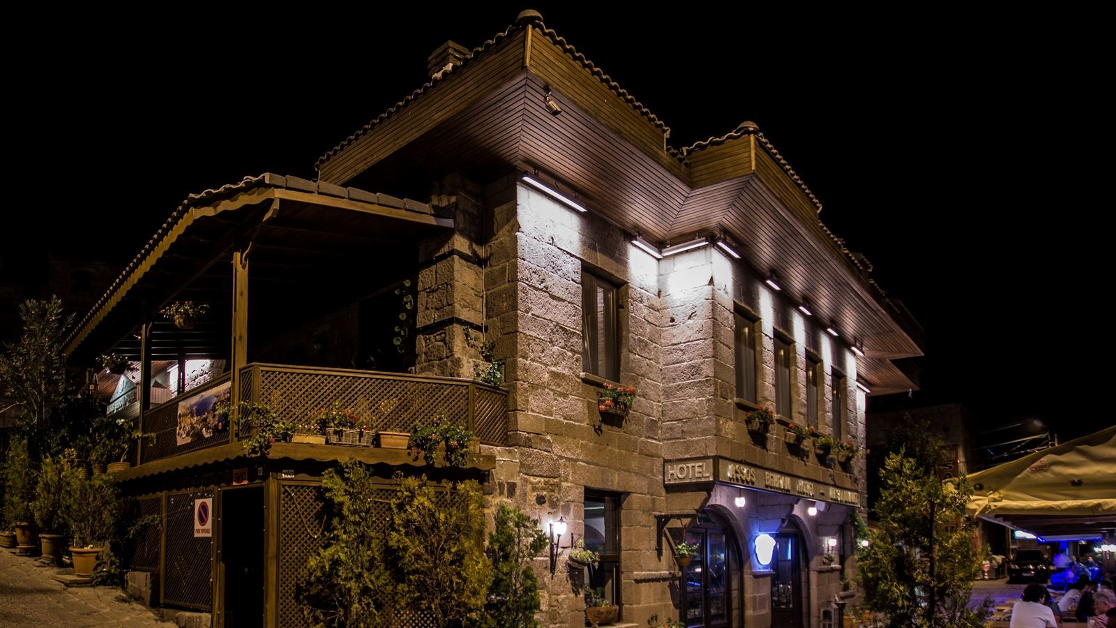 general-main-building