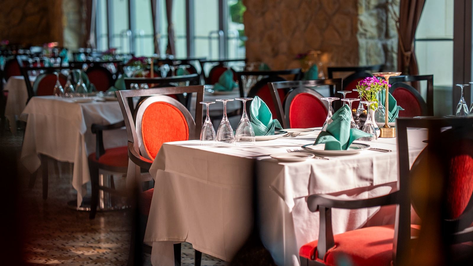 restaurants-restaurants