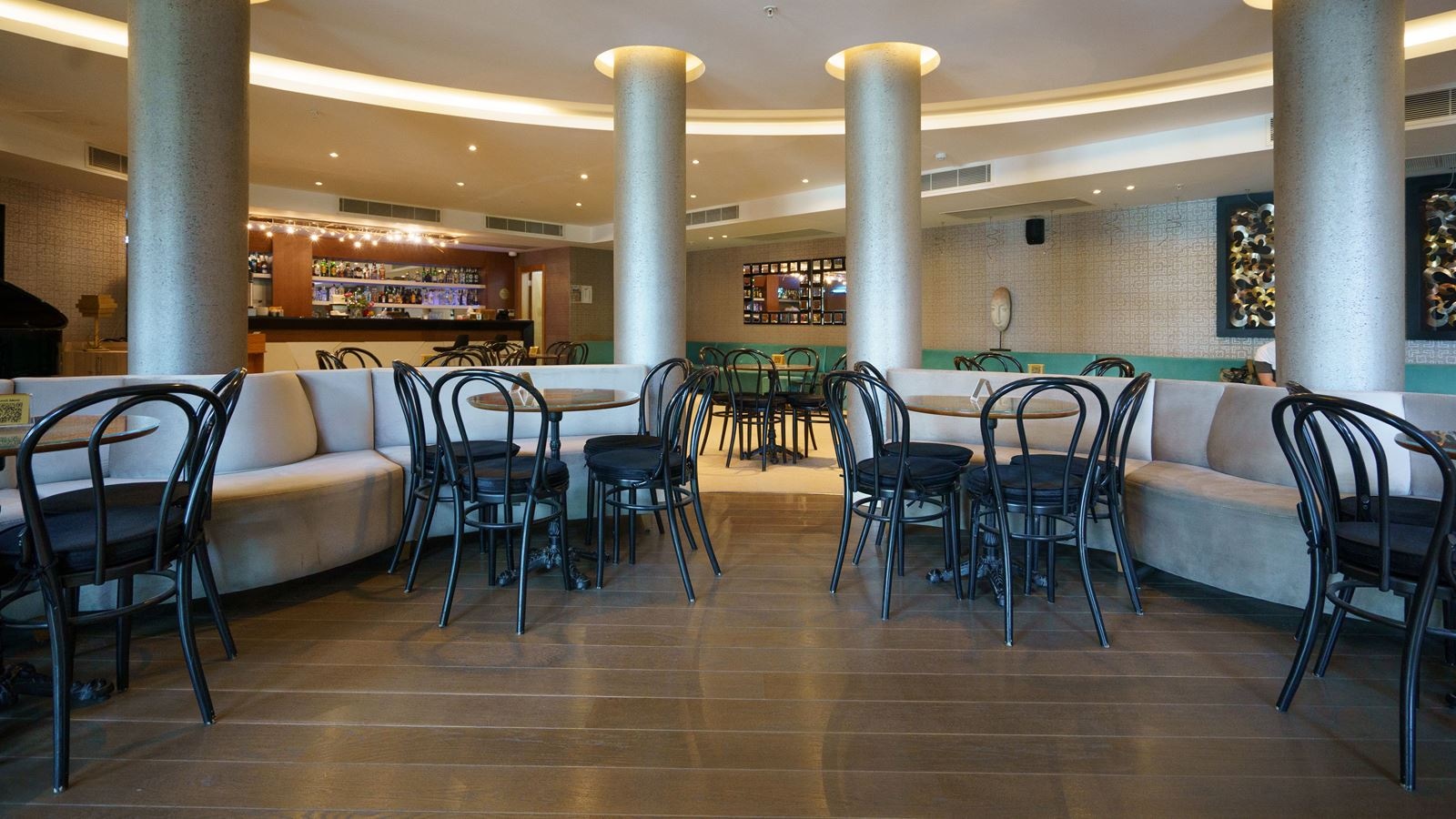 restaurants-lobi-bar