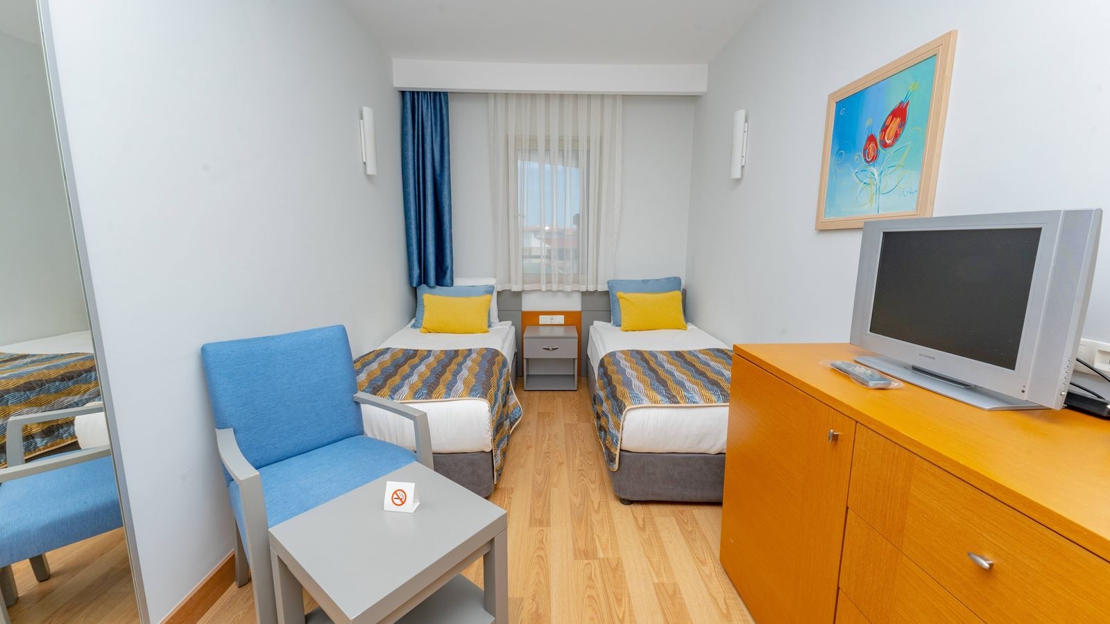 rooms-family-sea-view-room