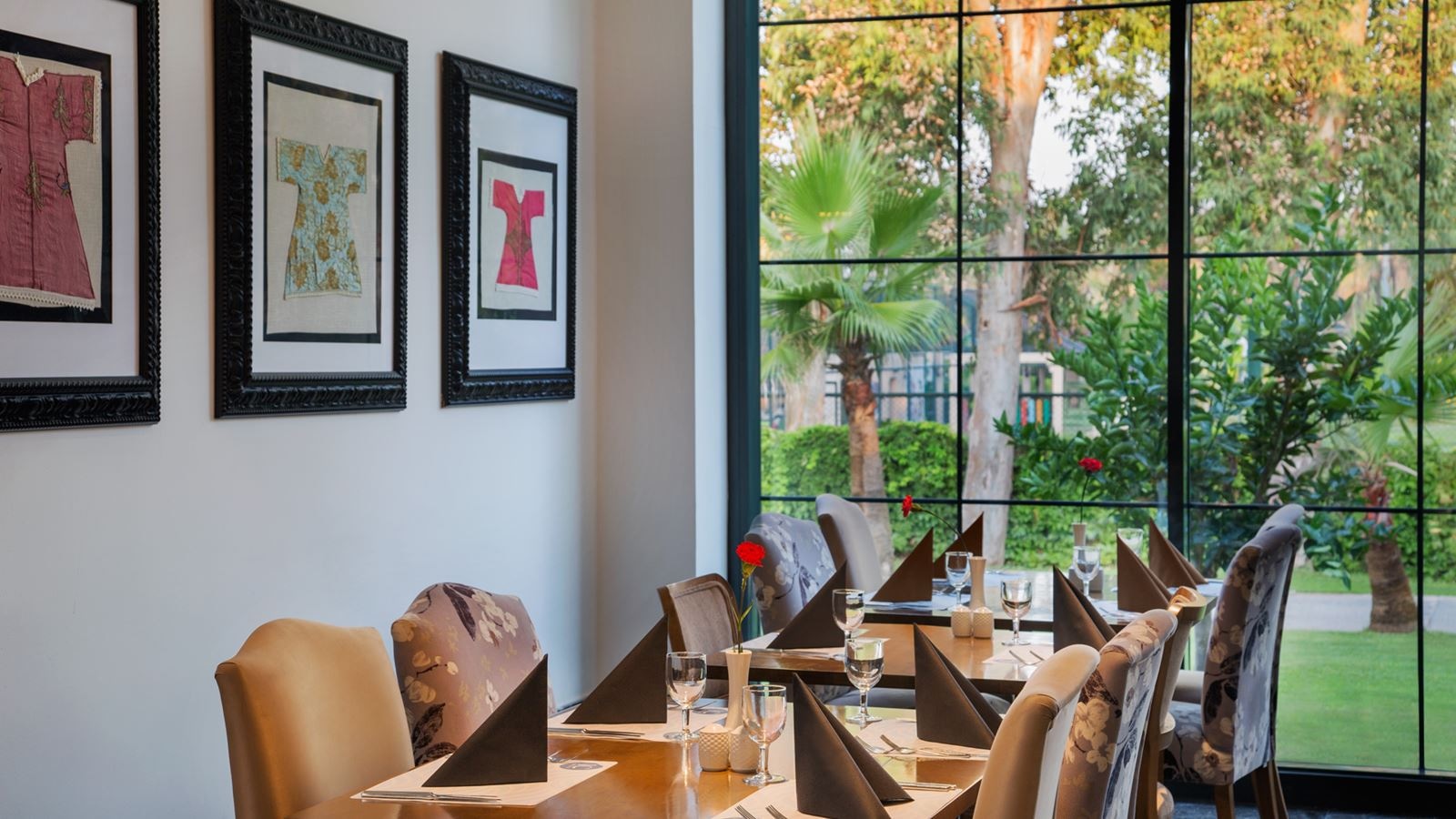 restaurants-main-restaurant