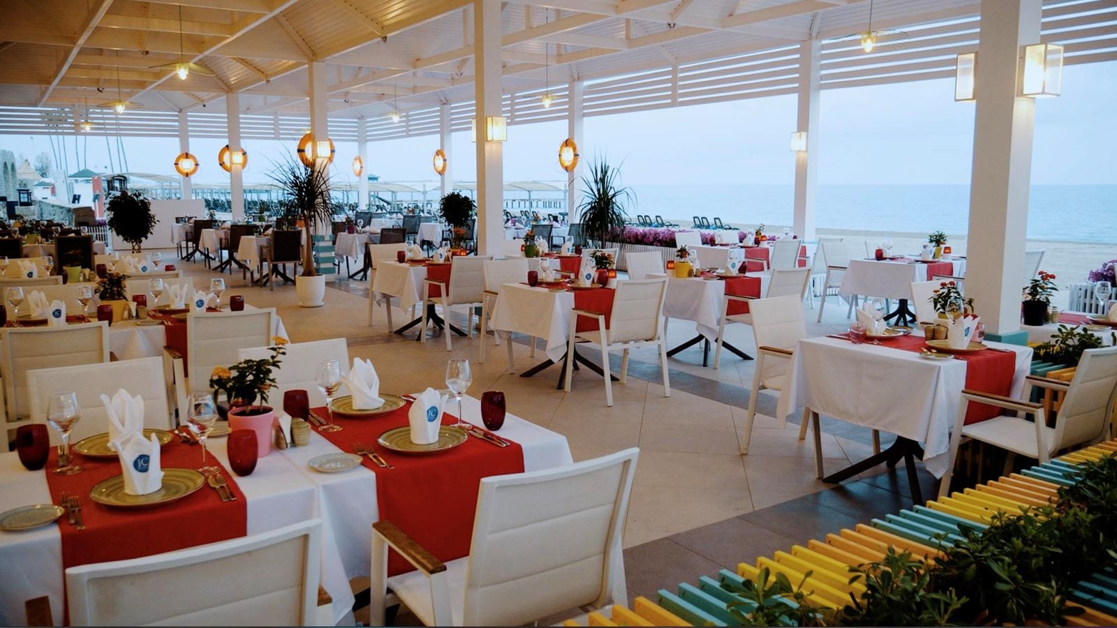 restaurants-del-mar-fish-restaurant