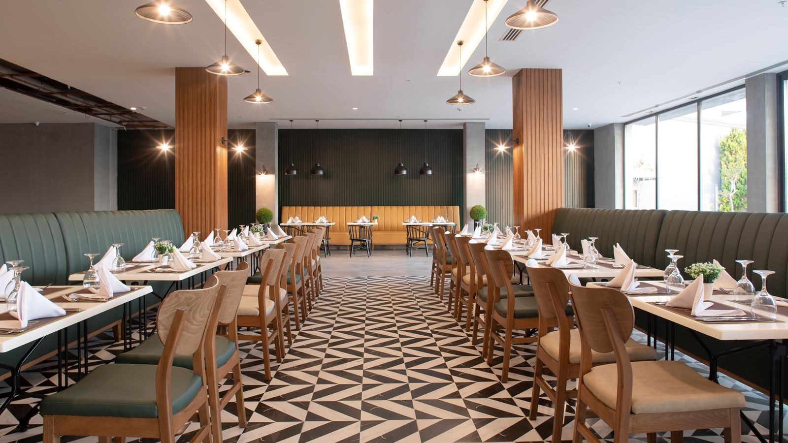 restaurants-main-restaurant