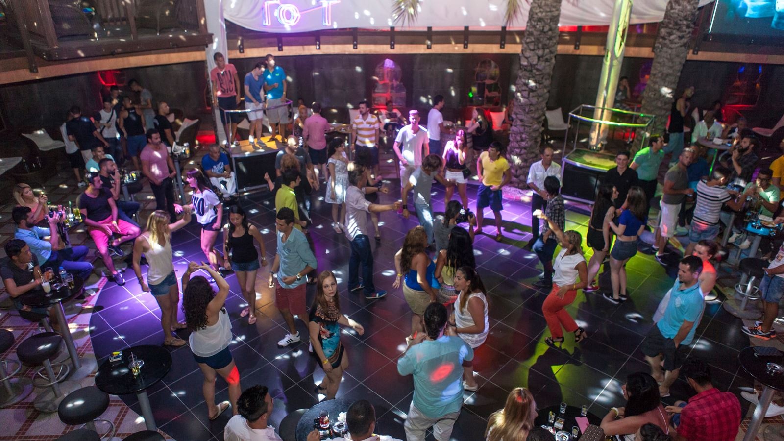 bars-tropicana-disco-bar