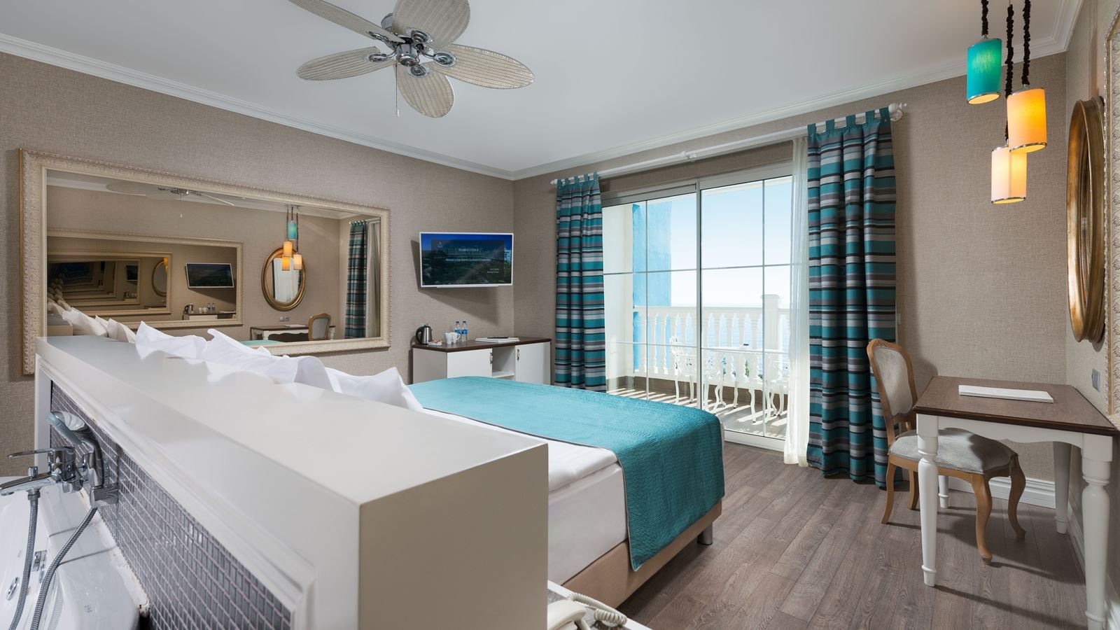 rooms-superior-room-with-jakuzzi