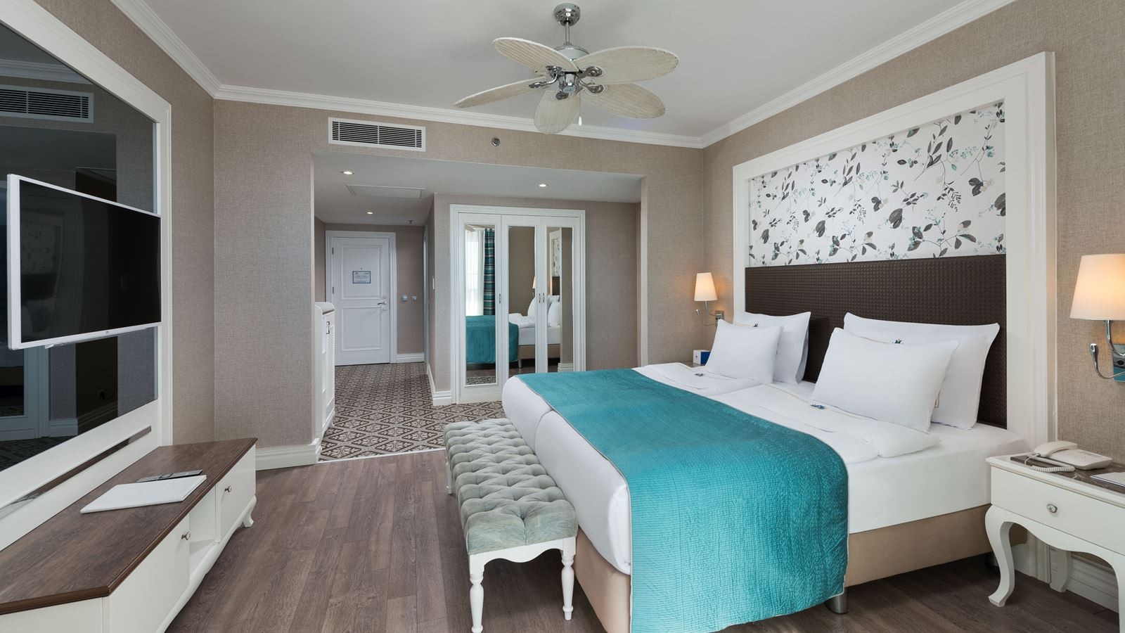 rooms-king-suite-sea-view