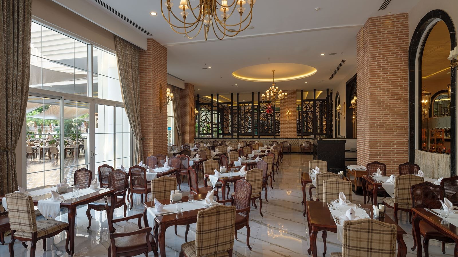 restaurants-platinum-restaurant