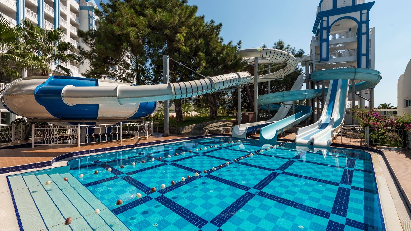 water-park-water-park