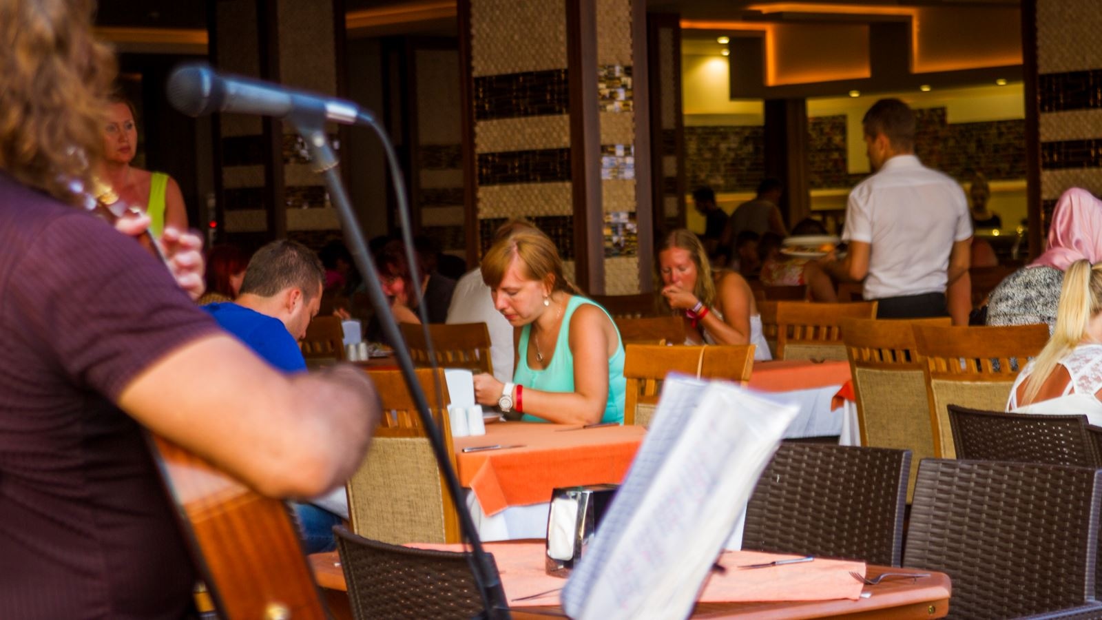 restaurants-main-restaurant