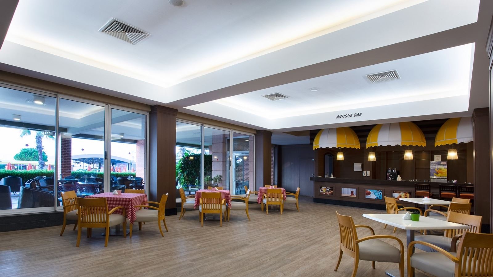 restaurants-nautilus-patisserie