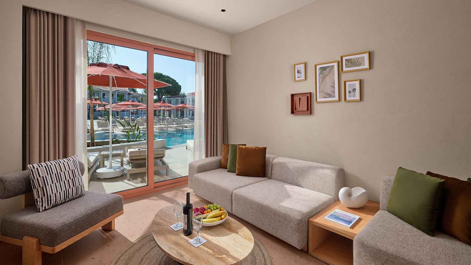 rooms-lagoon-premium-suite-direct-pool-access