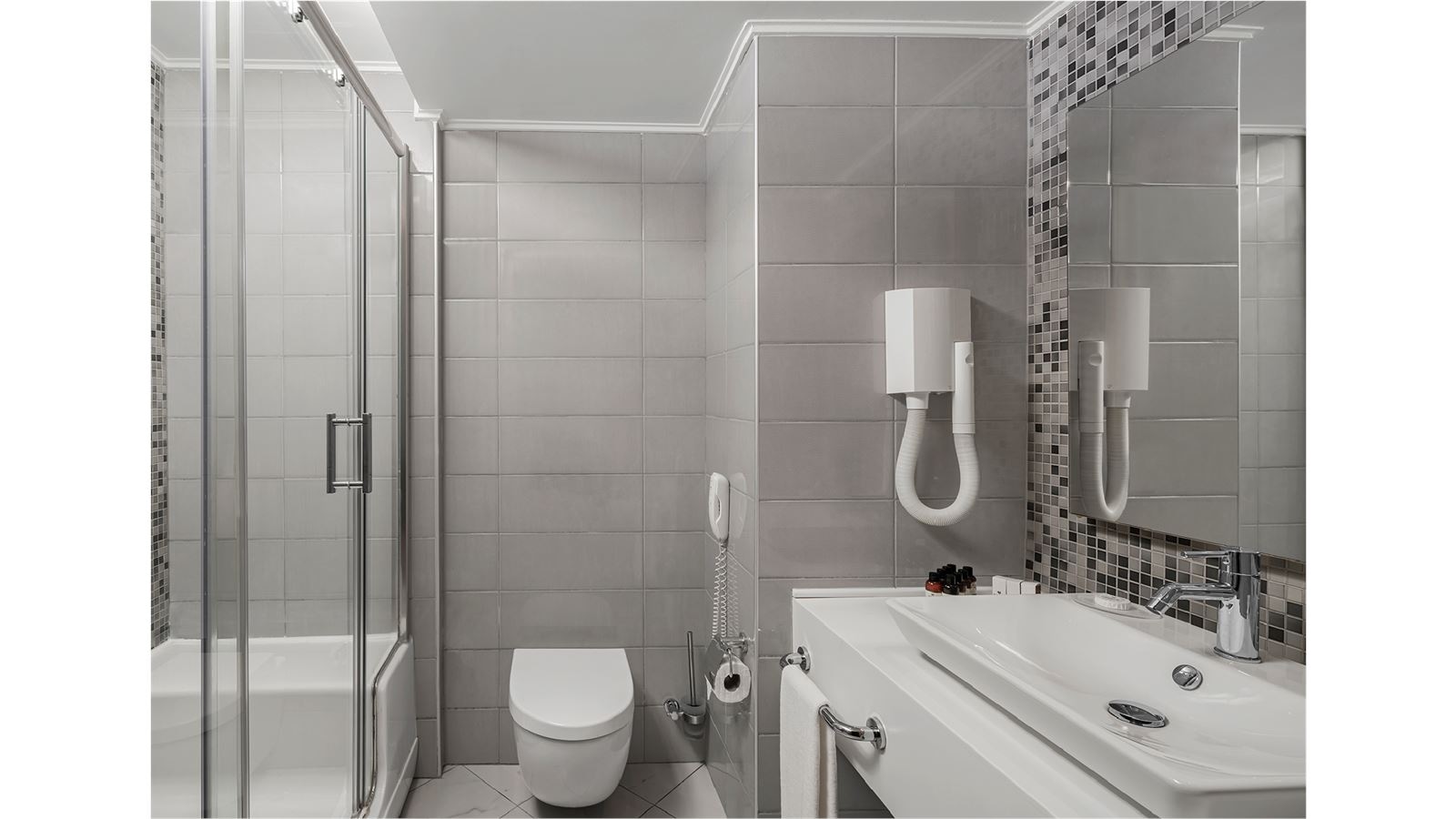 rooms-standard-room-land-view