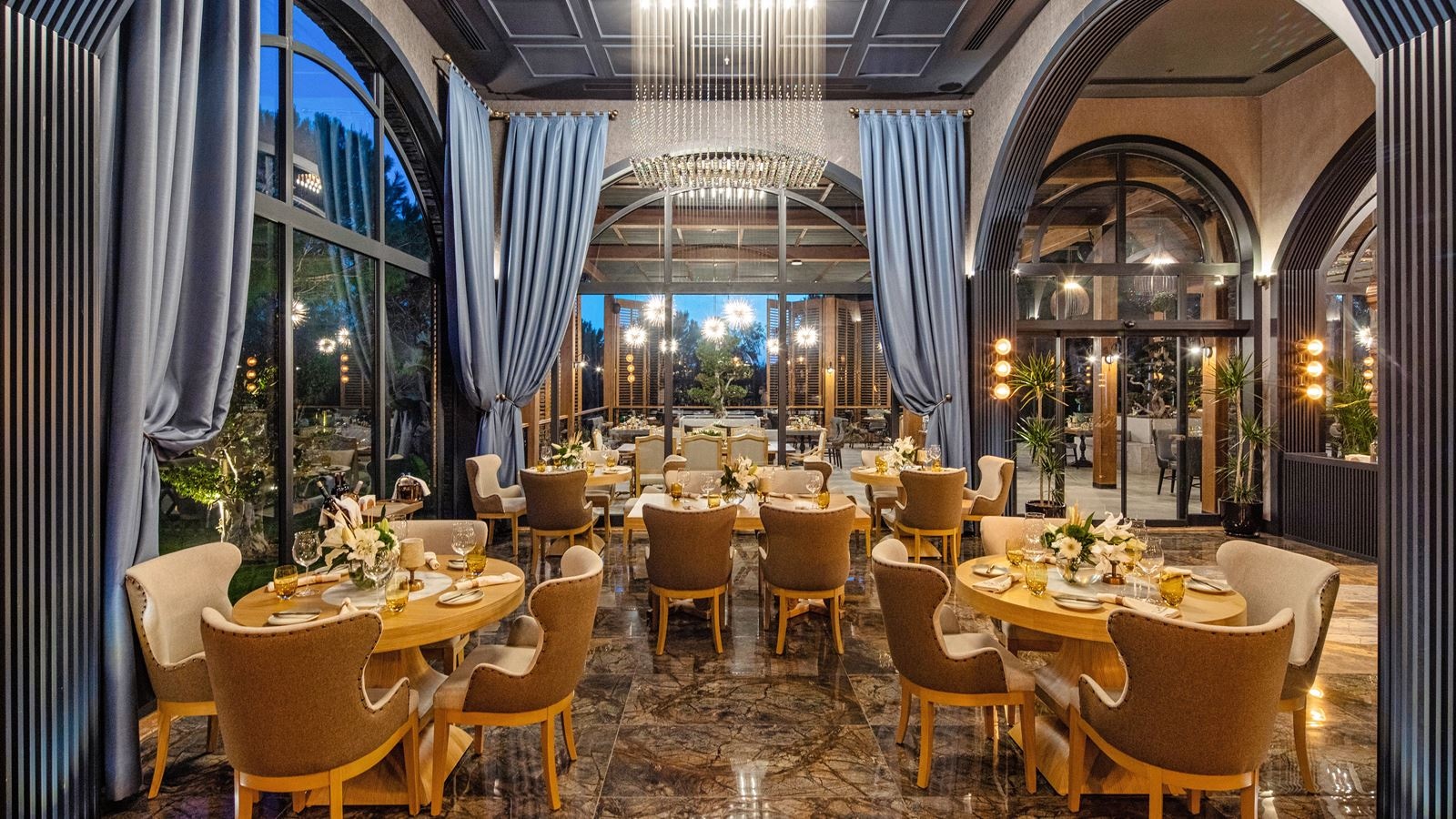 restaurants-aksam-restaurant